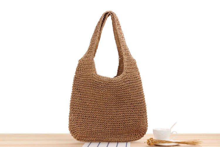 Shoulder bag made of braided straw-schultemode20250420-Calm Wears-Braun-Calm Wears