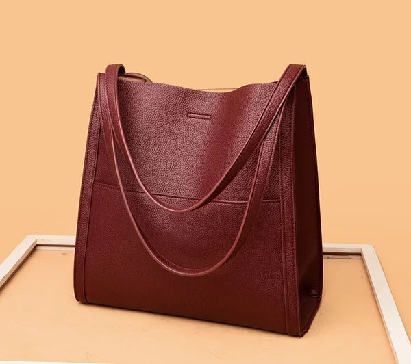 Lederstil-Shoulder Bag-concept frankfurt20240807-Calm Wears-Rot-Calm Wears