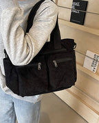 Solid color shopping bag made of railroad fleece