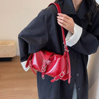 Fashionable shoulder handbag