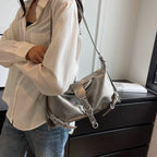 Fashionable shoulder handbag