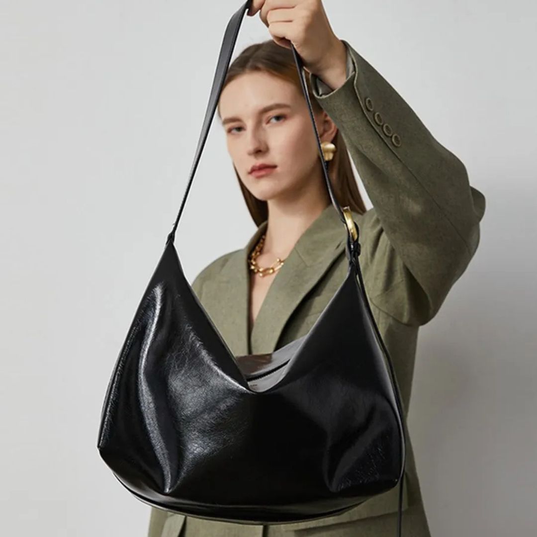 Vegan Leather Shoulder Bag for Women - Stylish and Sustainable Handbag