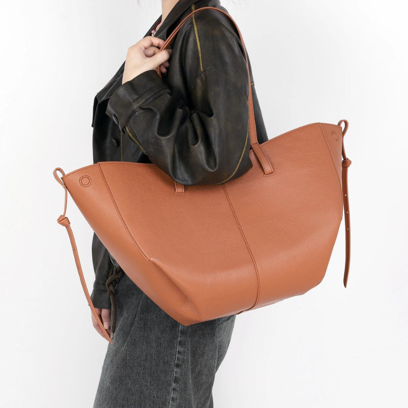 Large Grainy Leather Tote Bag-dione couture20260421-Calm Wears-Black-Calm Wears