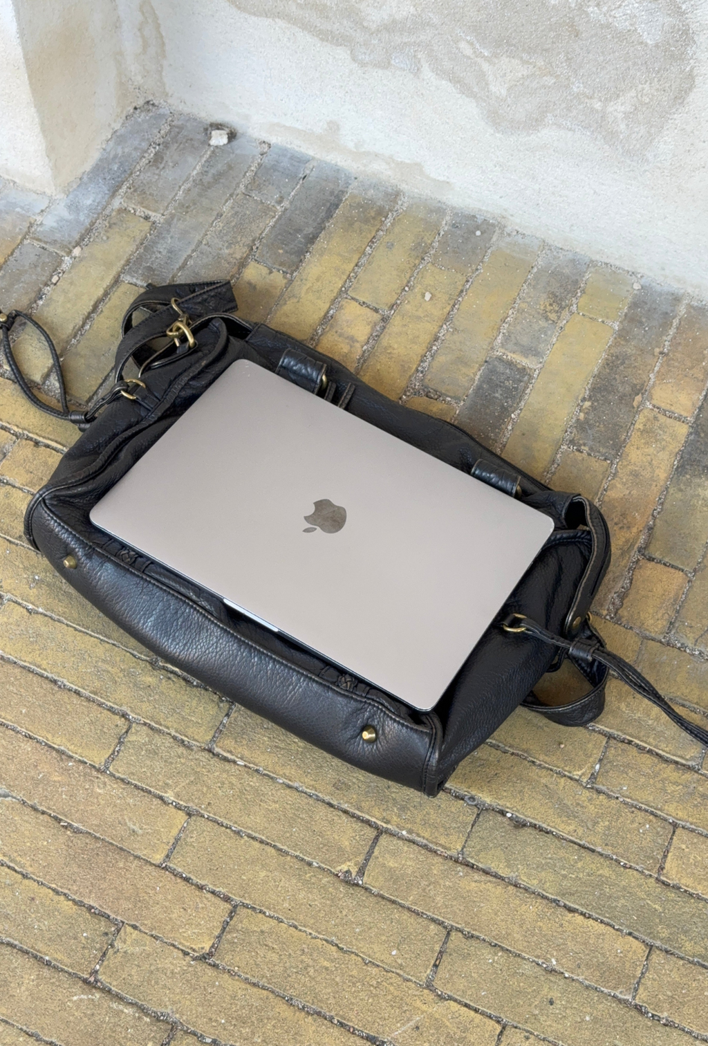 33 cm Laptop Bag-getme20260422-Calm Wears-Black-Calm Wears