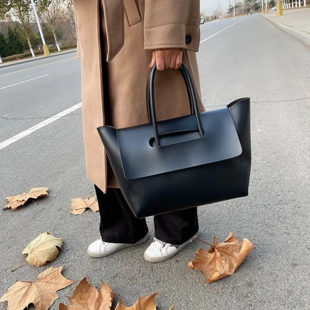 Handbag for women - Spacious tote bag in classic design made of high-quality material-taschenschmied20260417-Calm Wears-Black-Calm Wears