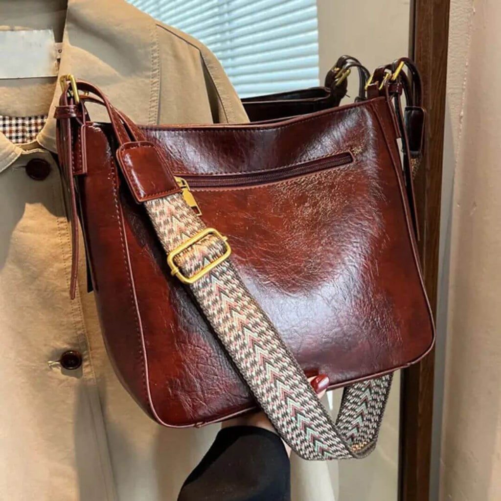 Effortless bag - Shoulder bag-Calm Wears-Braun-Calm Wears