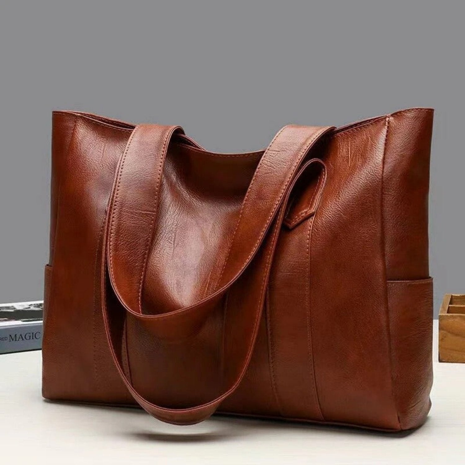 Leather Shoulder Bag Large Capacity Classic Vintage Style Elegant Tote Bag for Everyday