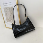 Women's leather shoulder bag in retro style
