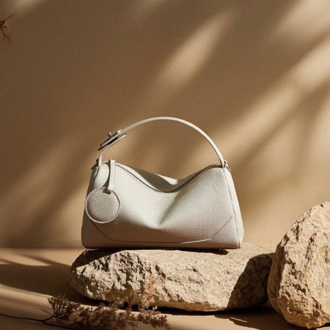 Quilted shoulder bag with shoulder strap-mayfair ellis20260422-Calm Wears-Off White-Calm Wears