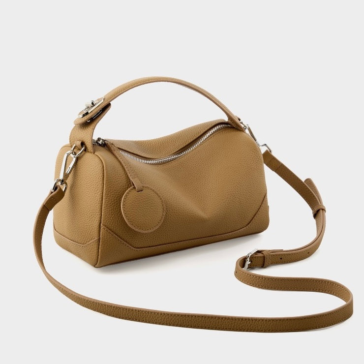 Quilted shoulder bag with shoulder strap-mayfair ellis20260422-Calm Wears-Off White-Calm Wears