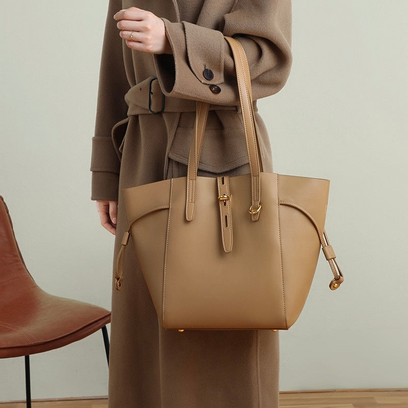 Women's Leather Tote Bag with Vintage Lock Buckle Detail-mayfair ellis20260422-Calm Wears-Khaki-Calm Wears