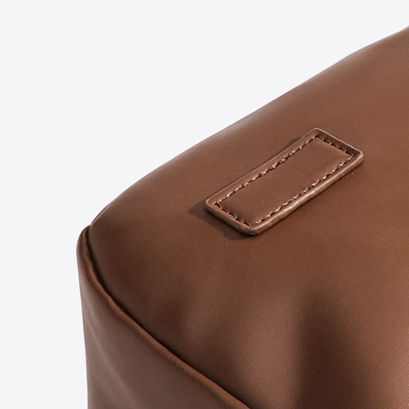 Hobo crossbody bag made of synthetic leather courier bag
