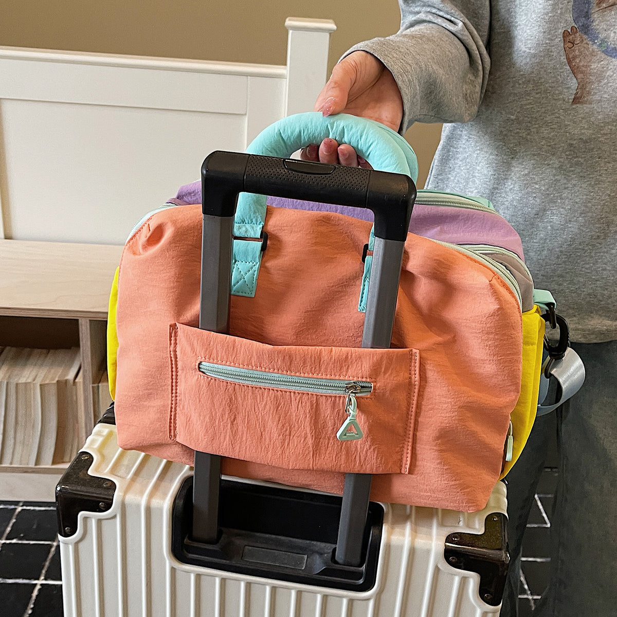 Stylish Multi-Compartment Travel Duffle