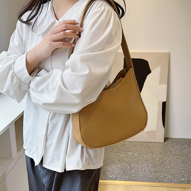 Chic Minimalist Crossbody Bag