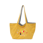 Cotton bag with playful dog motif