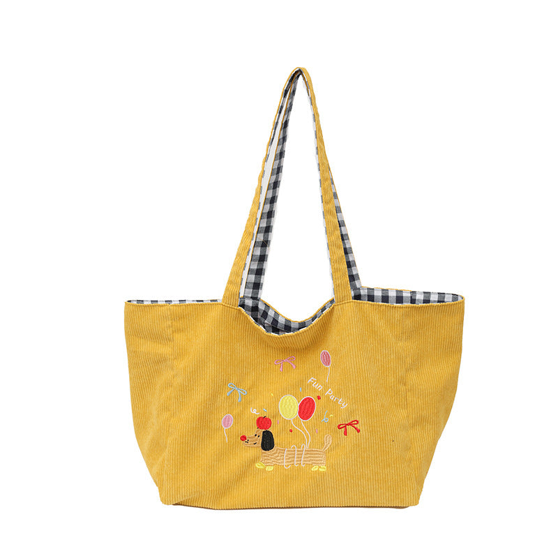 Cotton bag with playful dog motif