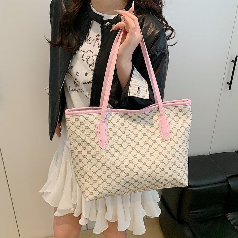 Elegant Geometric Pattern Tote Bag
