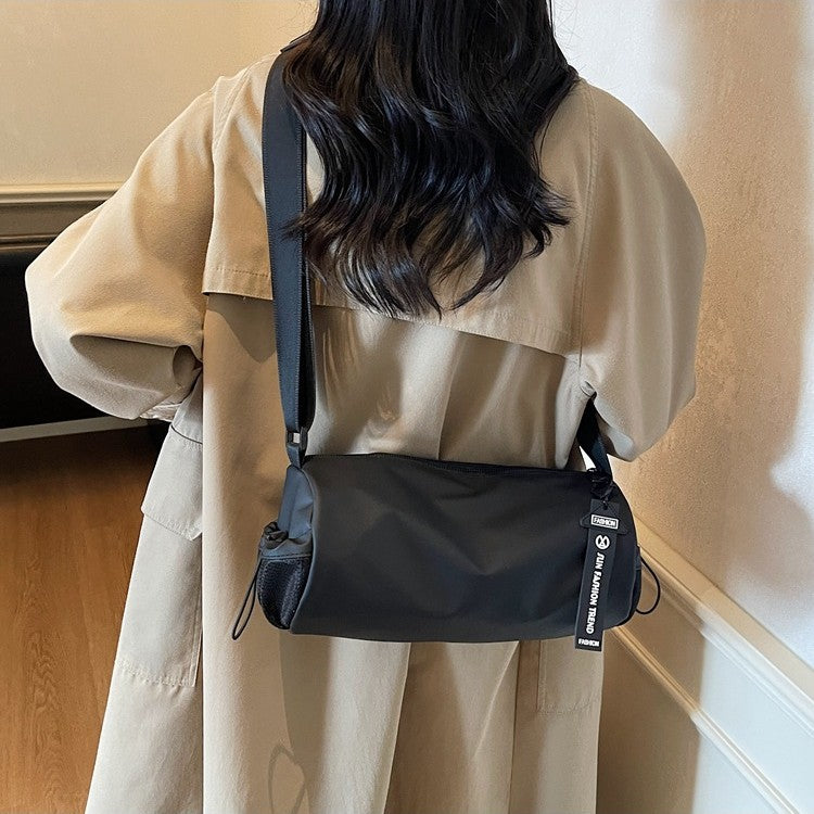 Fashionable clutch bag