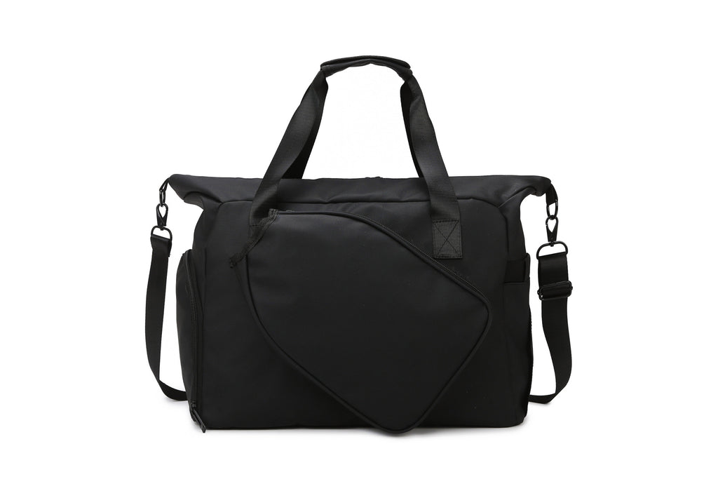 Versatile Water-Resistant Weekend Duffle Bag