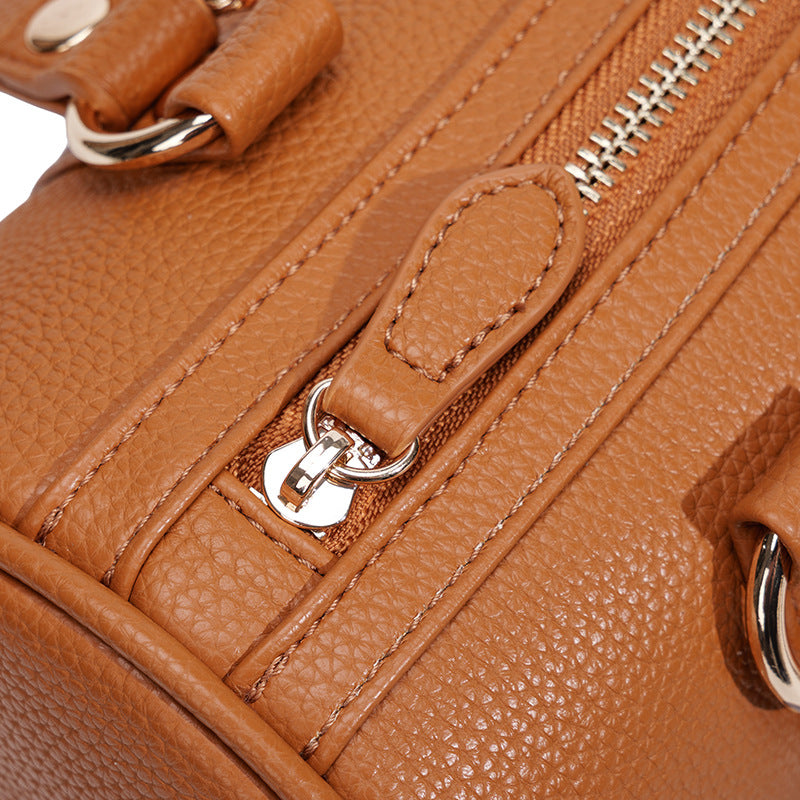 Fashionable Leather Handbag