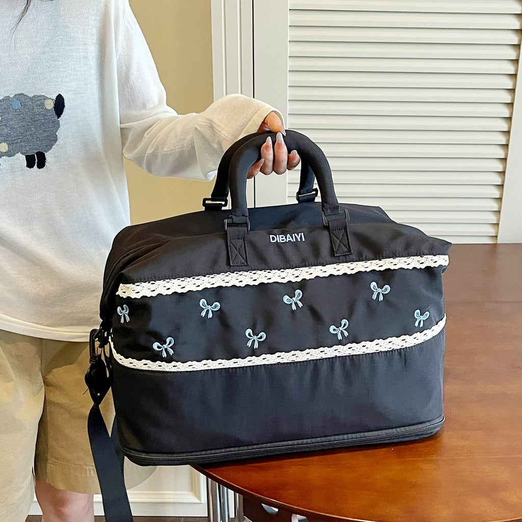 Fashionable Multi-Pocket Travel Duffle