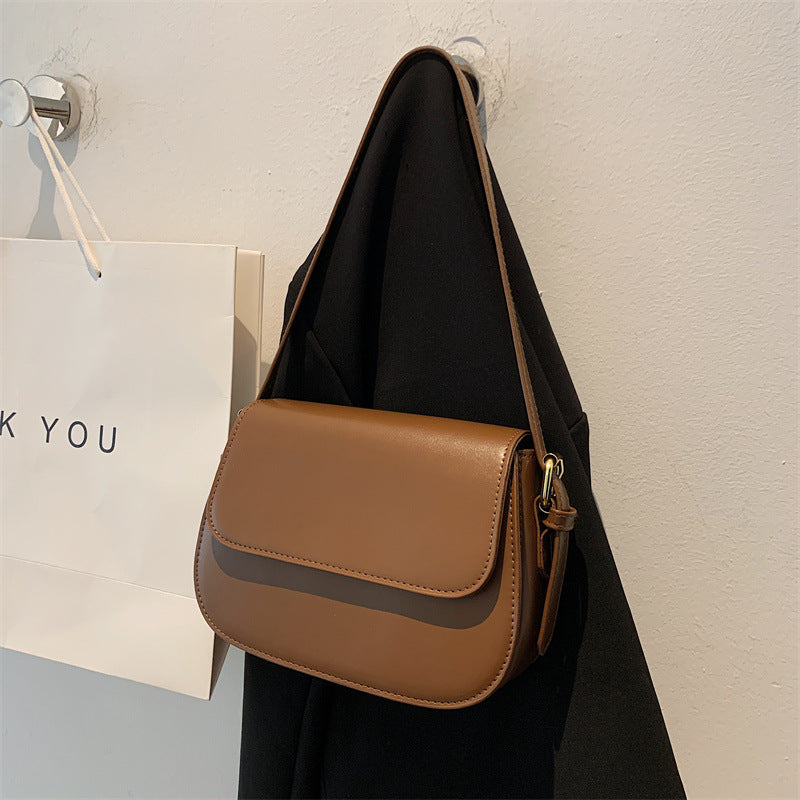 Handmade leather shoulder bag