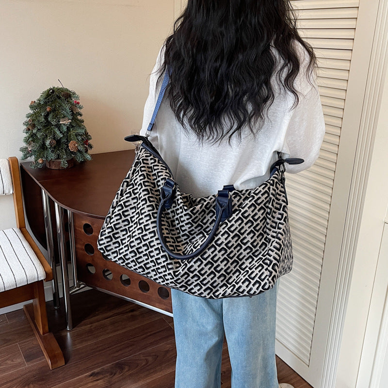 Stylish Travel Duffle Calm Wears