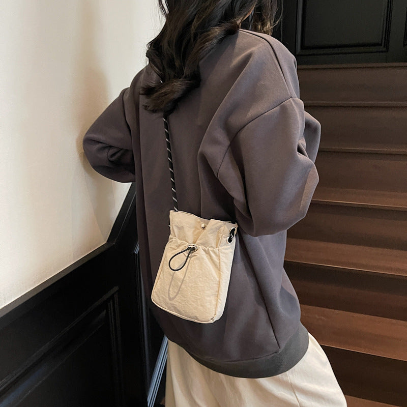 Comfortable cotton tote bag with fashionable design