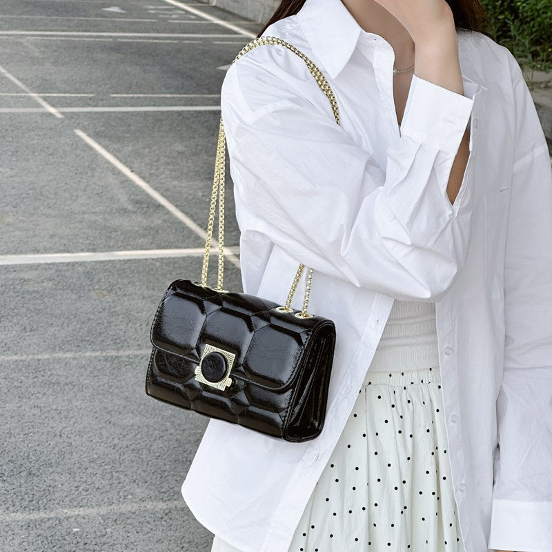 Ladies elegant wrist bag with coordinated mini wallet