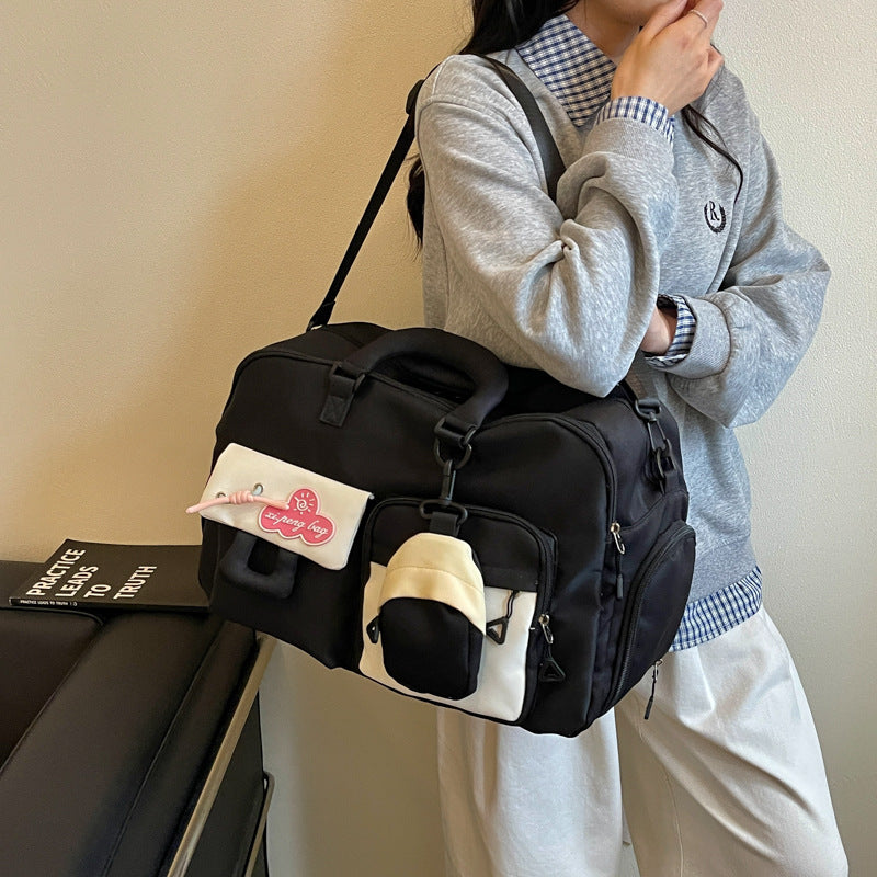 Versatile Lightweight Sports Tote