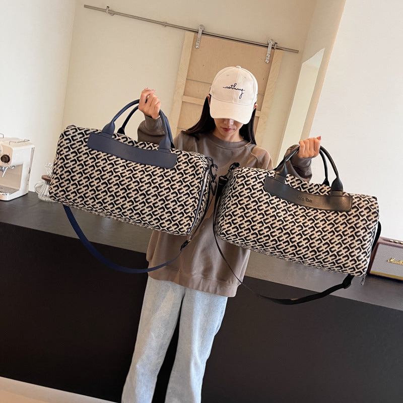 Elegant Patterned Travel Duffle Calm Wears