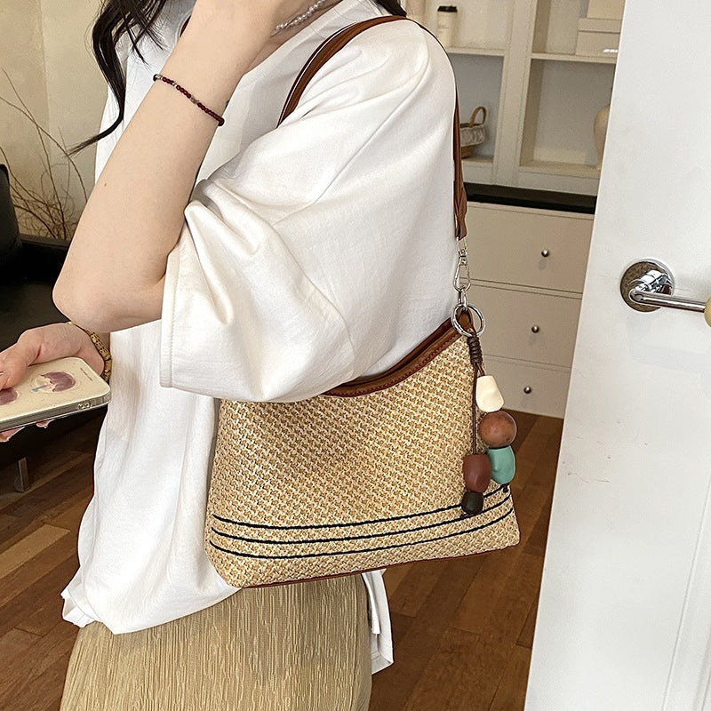 Women's shoulder bag made of woven natural material with decorative pendant-https://detail.1688.com/offer/1060205750794.html-Calm Wears-Braun-Size: With pendant-Calm Wears