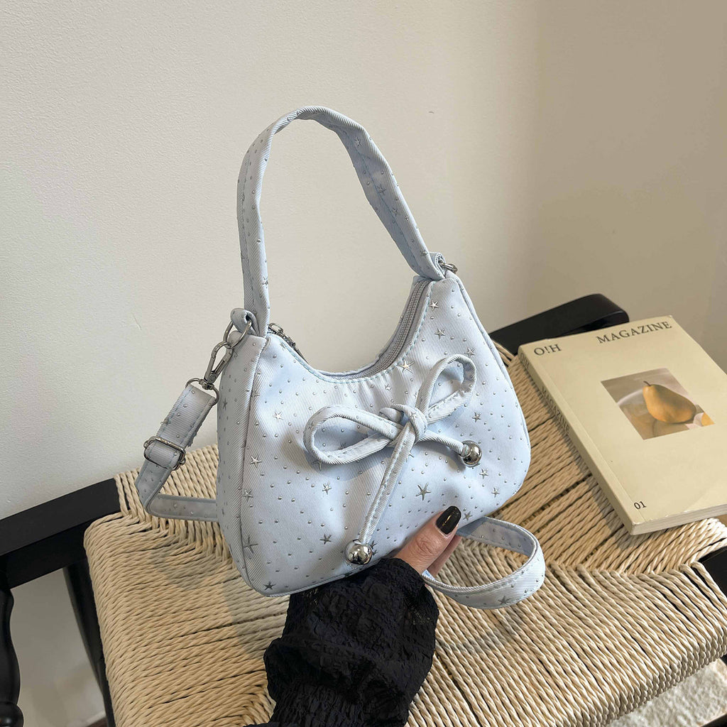 WoDecorative Star-Patterned Hobo Bag