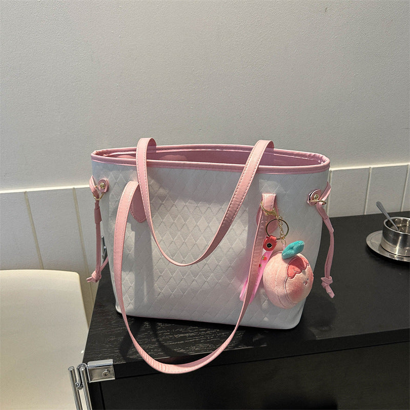 Quilted Pattern Handheld Tote Bag