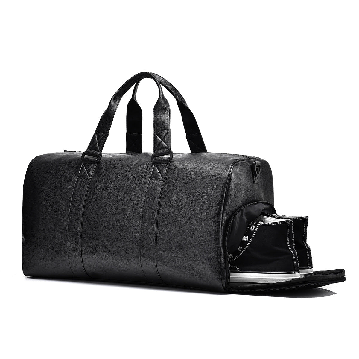 Travel bag made of high-quality leather with robust carrying handles