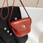Women's shoulder bag in elegant retro design with golden accents-https://detail.1688.com/offer/762734429411.html-Calm Wears-Braun-nothing-Calm Wears