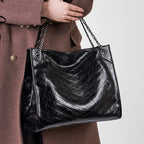 Women's Tote Bag made of shiny faux leather with quilted pattern-https://detail.1688.com/offer/1039394774896.html-Calm Wears-Black-39-Calm Wears