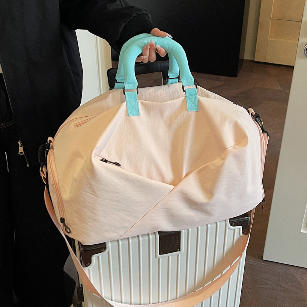 Sleek Minimalist Travel Duffel