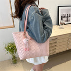 Women's leisure tote bag with textured wave pattern and charming pendant-https://detail.1688.com/offer/794764595567.html-Calm Wears-White-Size: Without pendant-Calm Wears