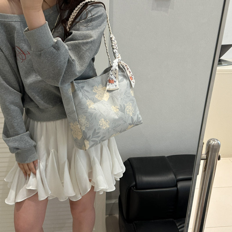 Floral Patterned Shoulder Tote Bag