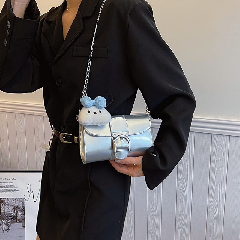 Women’s mini handbag in modern design