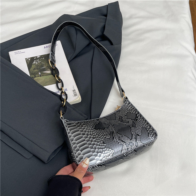 Stylish Textured Snakeskin Effect Handbag