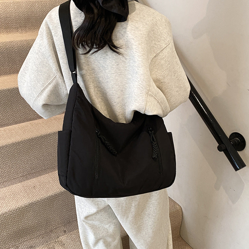 Casual Chic Hobo Handbag Calm Wears