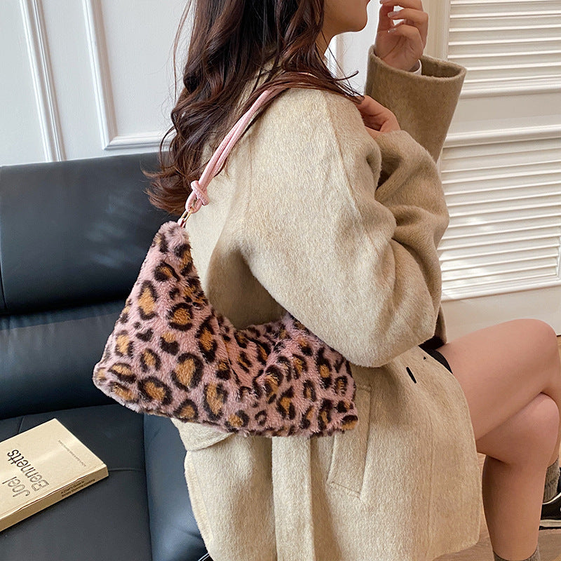 Chic Faux Fur Crossbody Bag