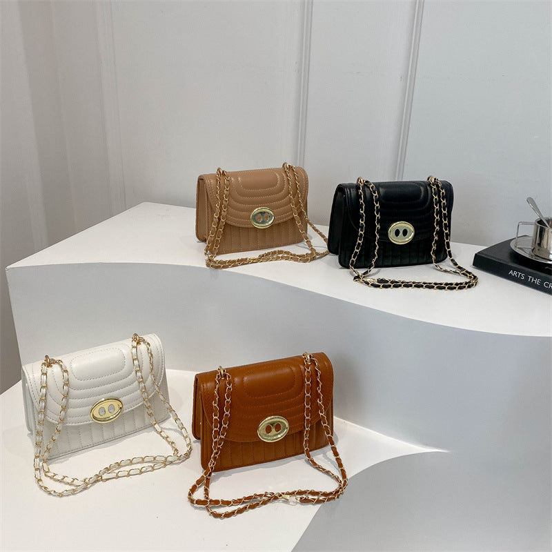 Quilted Chain Link Crossbody Handbag