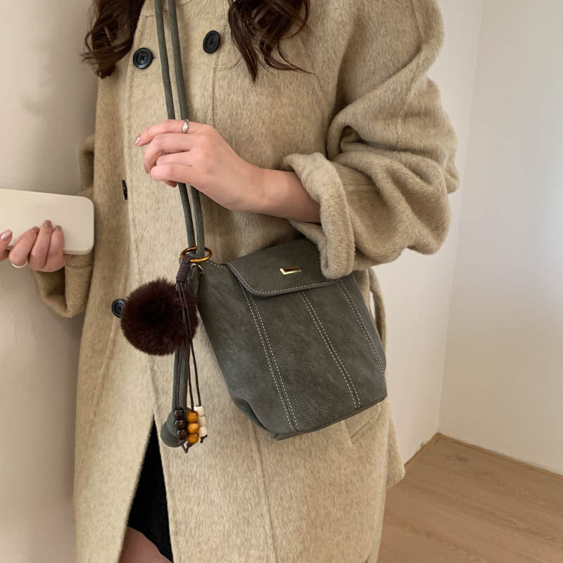Ladies fashionable crossbody bag with fluffy pendant-https://detail.1688.com/offer/992380376855.html-Calm Wears-Braun-nothing-Calm Wears