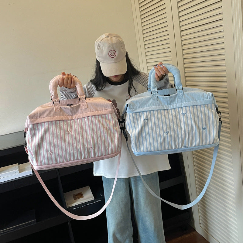 Versatile Multi-Pocket Travel Duffel Bag