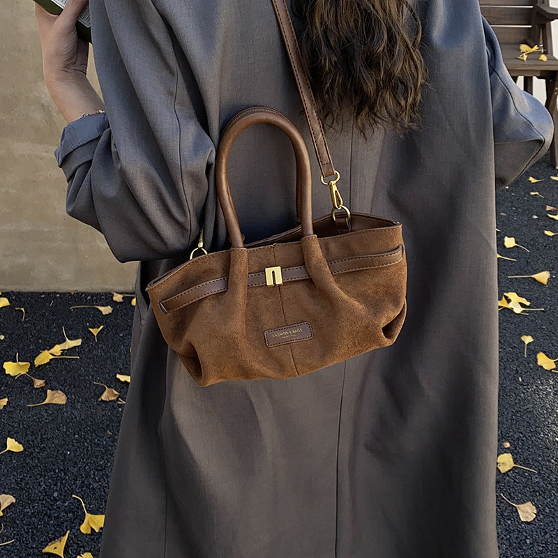 Women trendy hobo bag made of high-quality suede-https://detail.1688.com/offer/992387479305.html-Calm Wears-Braun-nothing-Calm Wears