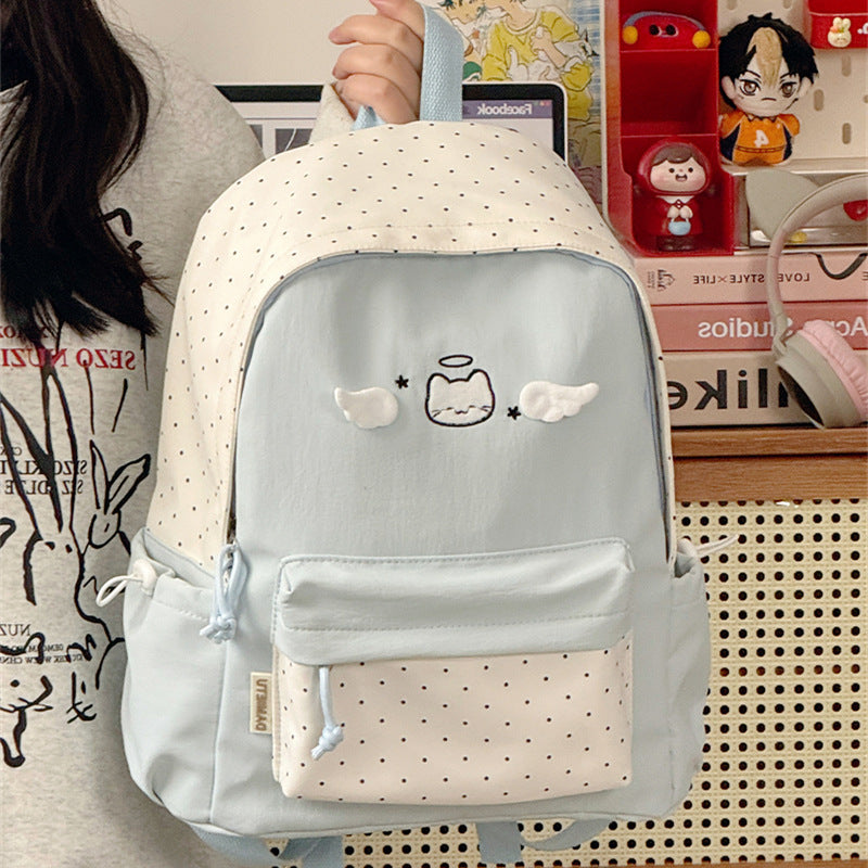 Playful backpack with unique animal motif