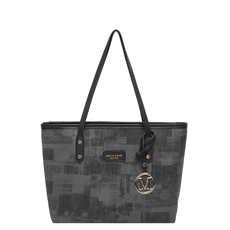 Women's stylish tote bag with textured design and elegant details-https://detail.1688.com/offer/1052809172391.html-Calm Wears-Braun-nothing-Calm Wears
